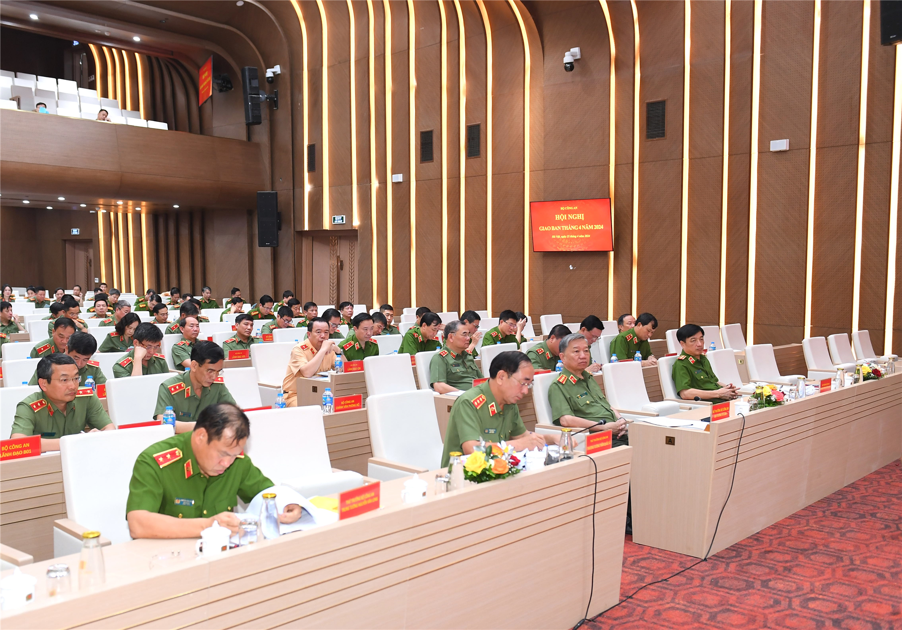 Bộ Công an giao ban công tác tháng 4/2024 và triển khai nhiệm vụ công tác tháng 5/2024